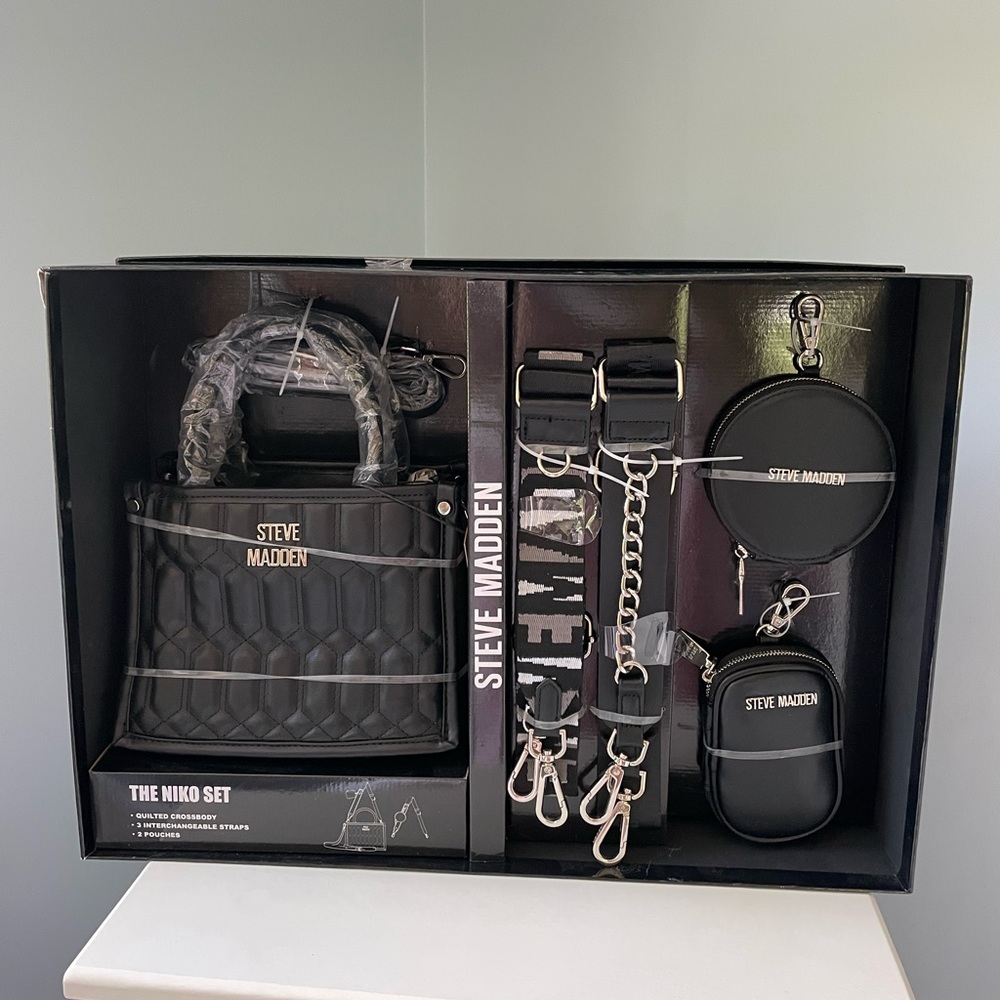 NWT STEVE MADDEN The Niko Set in Black Vegan Leather